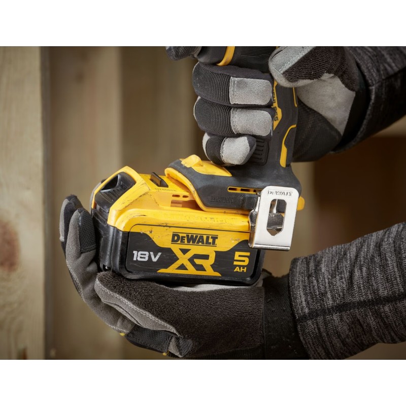 Дриль-шуруповерт акумуляторний безщітковий DeWALT DCD794P2T