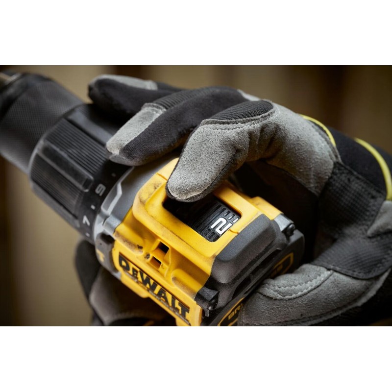 Дрель-шуруповёрт аккумуляторная бесщёточная ударная DeWALT DCD799N