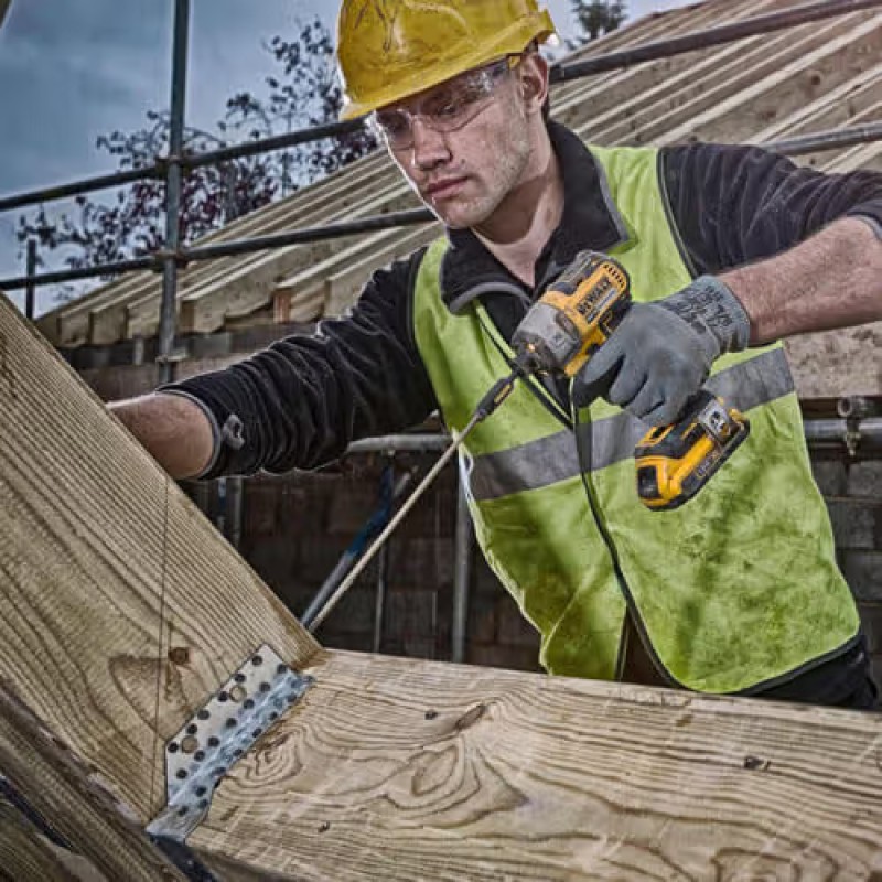 Шуруповерт аккумуляторный ударный бесщеточный DeWALT DCF887N Шуруповерт аккумуляторный ударный бесщеточный DeWALT DCF887N