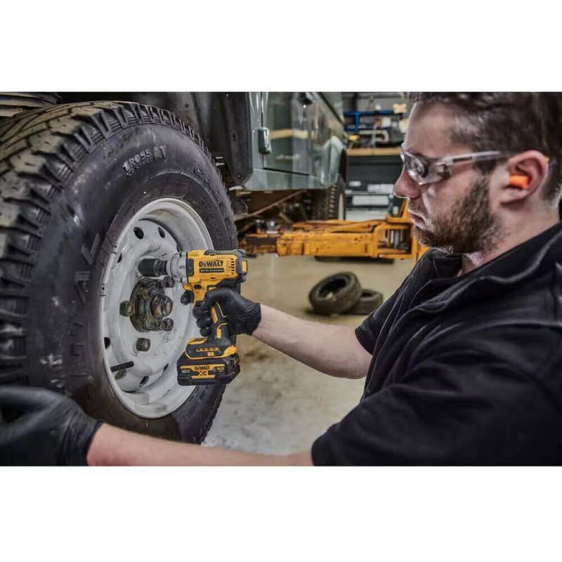 Гайкокрут ударний акумуляторний безщітковий DeWALT DCF891P2G