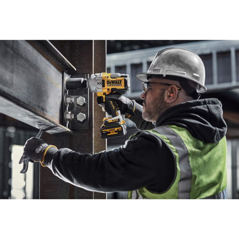 Гайковерт ударный аккумуляторный бесщёточный DeWALT DCF961N Гайковерт ударный аккумуляторный бесщёточный DeWALT DCF961N