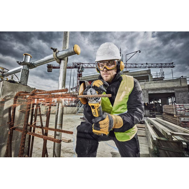 Шліфмашина кутова - болгарка акумуляторна безщіткова DeWALT DCG405P3 Шліфмашина кутова - болгарка акумуляторна безщіткова DeWALT DCG405P3