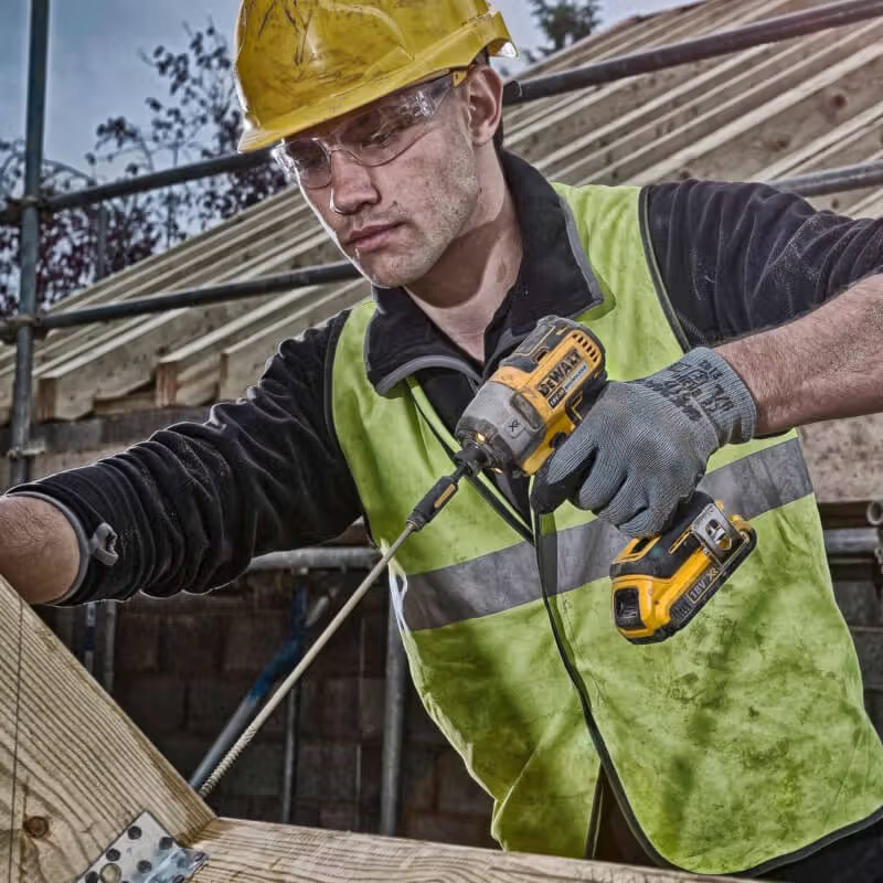 Набір з трьох інструментів безщіткових DeWALT DCK384P2T Набір з трьох інструментів безщіткових DeWALT DCK384P2T